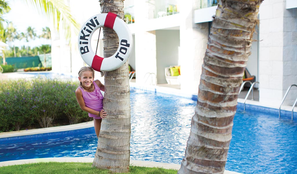 swim_up_suite_0667.jpg